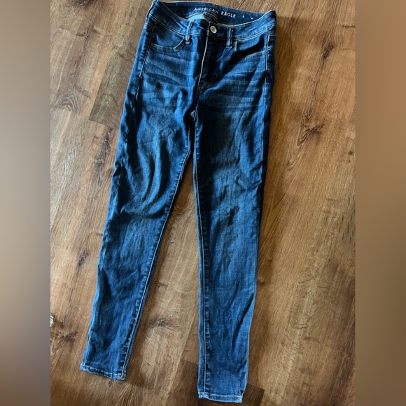 American Eagle no hole jeans size 4 regular - Picture 2 of 4